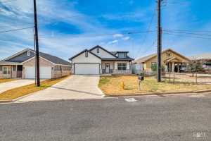 211 S Buchanan St (2)