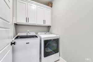 211 S Buchanan St (8)