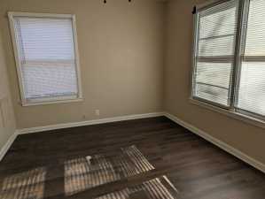 2327 San Antonio St (4)