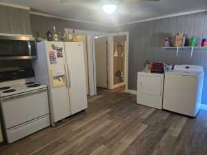 704 E 19th St (6)