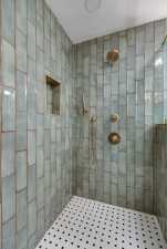 1818 W Ave J (54)