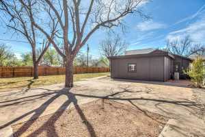 1818 W Ave J (19)