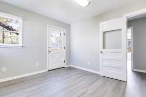222 S Jackson Ave (17)