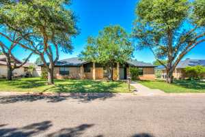 3842 Hillcrest (2)