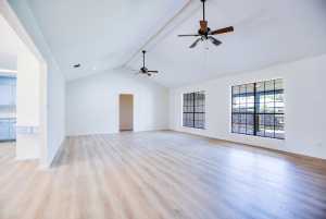 3842 Hillcrest (8)