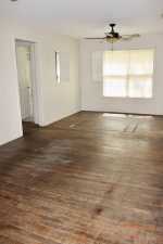 325 St Johns St (5)
