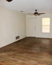 325 St Johns St (2)