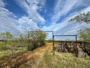209 County Rd 310 (15)