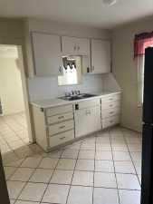 24 E 18th St (11)