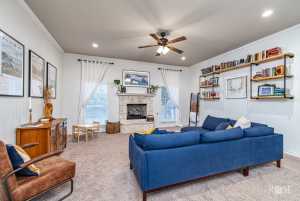 6027 Warwick Dr (13)