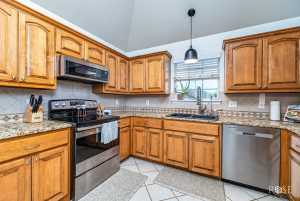 6027 Warwick Dr (18)