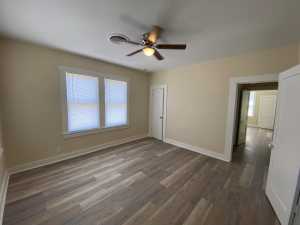 1315 Pecos St (18)