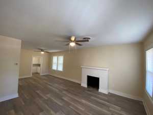 1315 Pecos St (23)