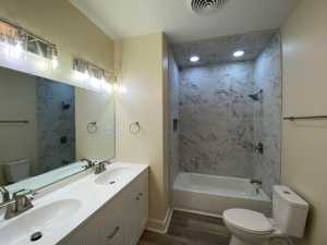 1315 Pecos St (26)