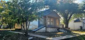 506 E 2nd St (4)