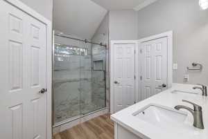 1614 Lake Shore Blvd (4)