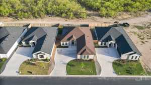 5318 Riviera Lane (3)