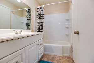 1908 Webster St (18)