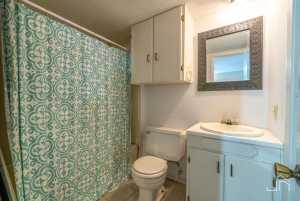 2027 Walnut St (23)