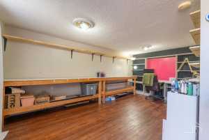 2027 Walnut St (24)