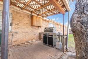 2027 Walnut St (26)