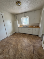 823 N Jackson St (4)