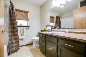 972 Broadway St (22)