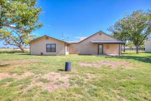 972 Broadway St (43)