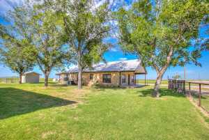 972 Broadway St (44)