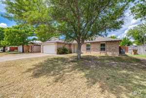 110 Crestwood Dr (2)