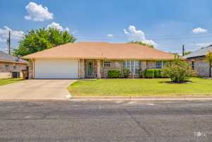 3237 Walnut Hill Dr