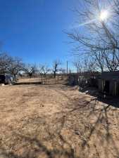 621 W 19th St (11)