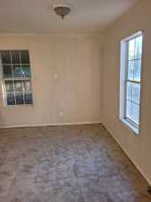 621 W 19th St (9)