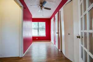 215 N Bishop St (16)