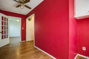 215 N Bishop St (18)