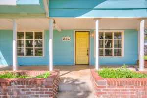 215 N Bishop St (6)