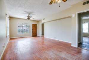 215 N Bishop St (10)
