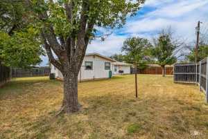 2738 A&M Ave (27)