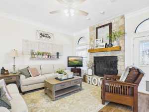 7722 Country Club Rd