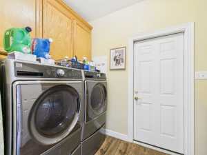 7722 Country Club Rd (33)