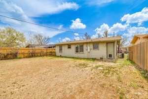 2430 San Antonio St (17)