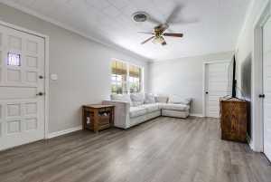 801 Robert Lee (5)