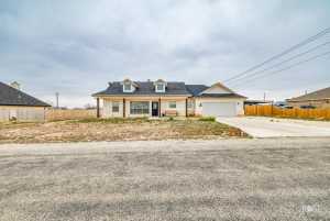4400 Bobcat Trail (2)