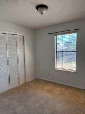 1412 Gregory Dr (33)