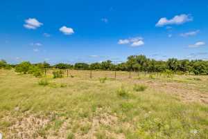 6873 Green Oaks Dr (50)