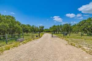 6873 Green Oaks Dr (60)