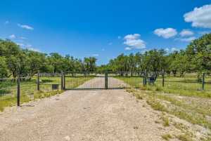 6873 Green Oaks Dr (61)