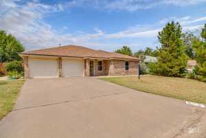 1626 Parkview Dr (3)