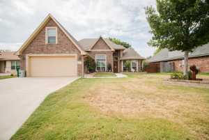 1937 Pine Valley St (2)