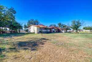 208 East St (52)